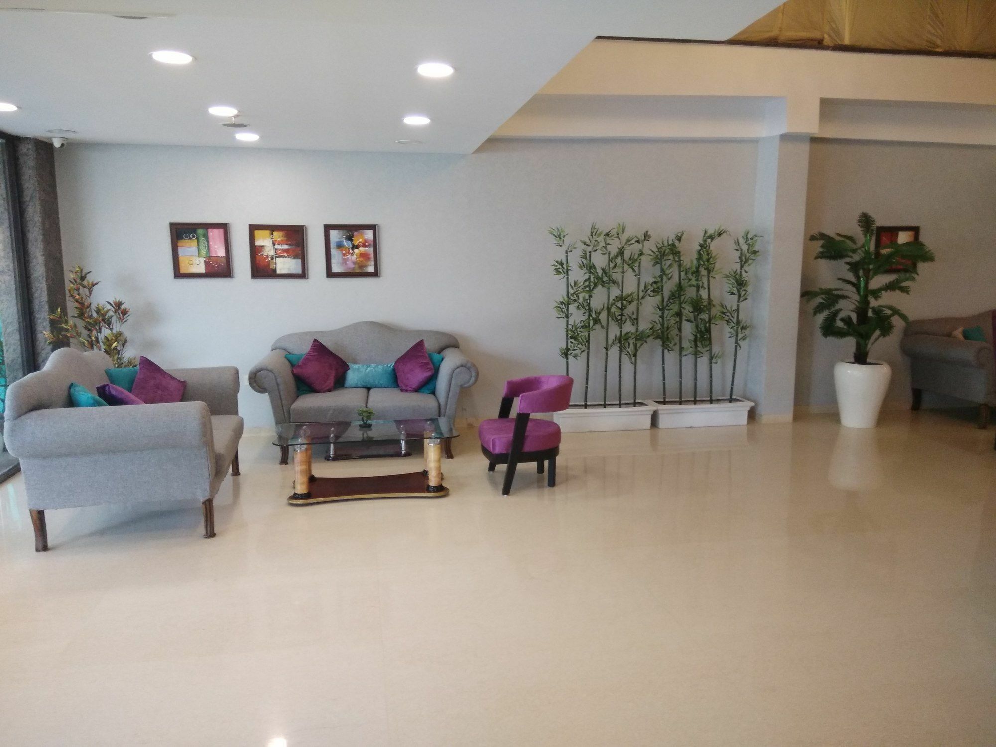 Capital O 7331 Hotel Downtown ニューデリー エクステリア 写真